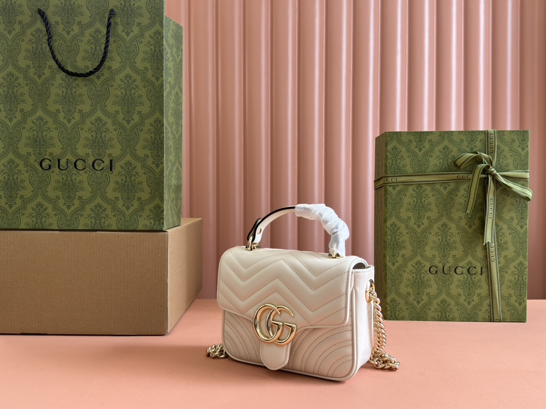 Gucci Satchel Bags